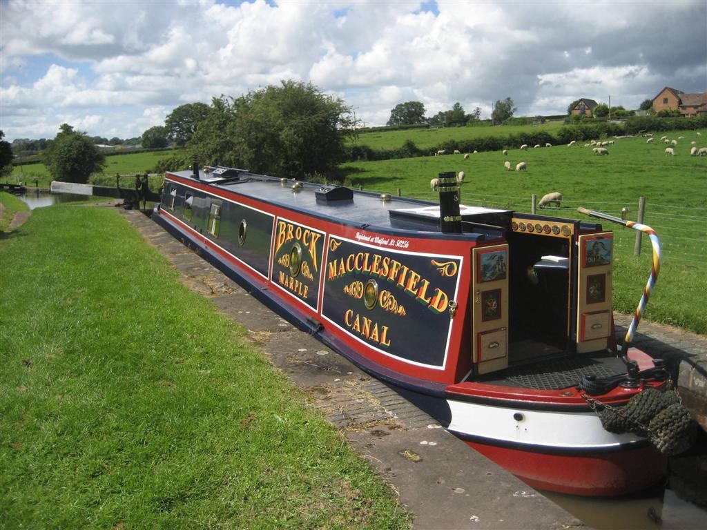 Shared Narrow Boat Brock