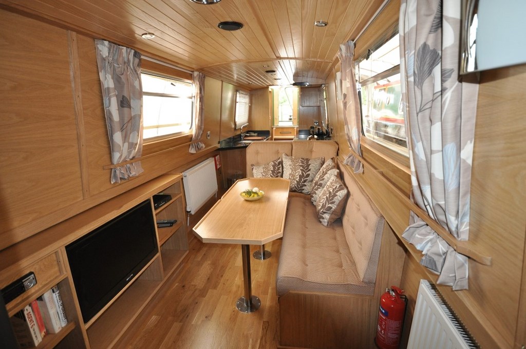 Shared Narrow Boat Hera Picture 6