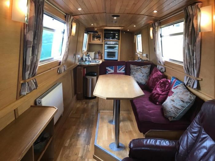 Shared Narrow Boat Harmonia Picture 6