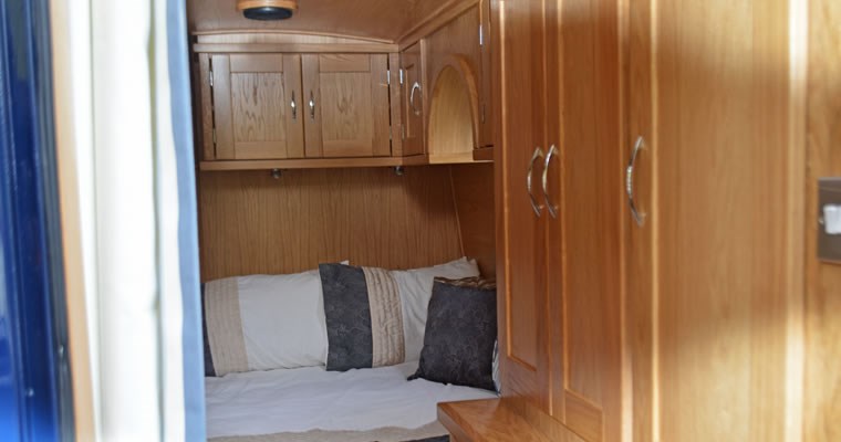 Shared Narrow Boat Lilaea Picture 3