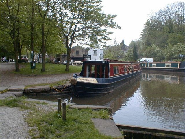 Shared Narrow Boat Silkwood Picture 5