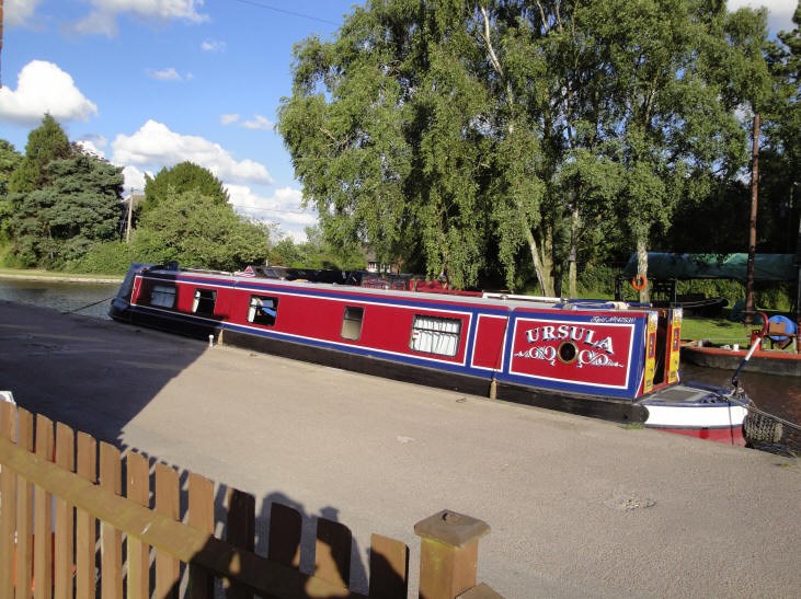 Shared Narrow Boat Ursula Picture 2