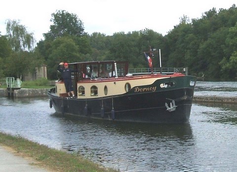 Dutch Barge Dorney