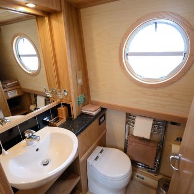 Shared Narrow Boat Liberté Picture 17