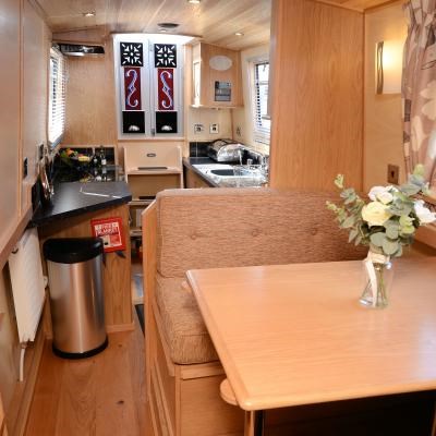 Shared Narrow Boat Liberté Picture 8