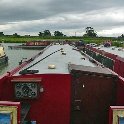 Shared Narrow Boat Shadow Picture 3